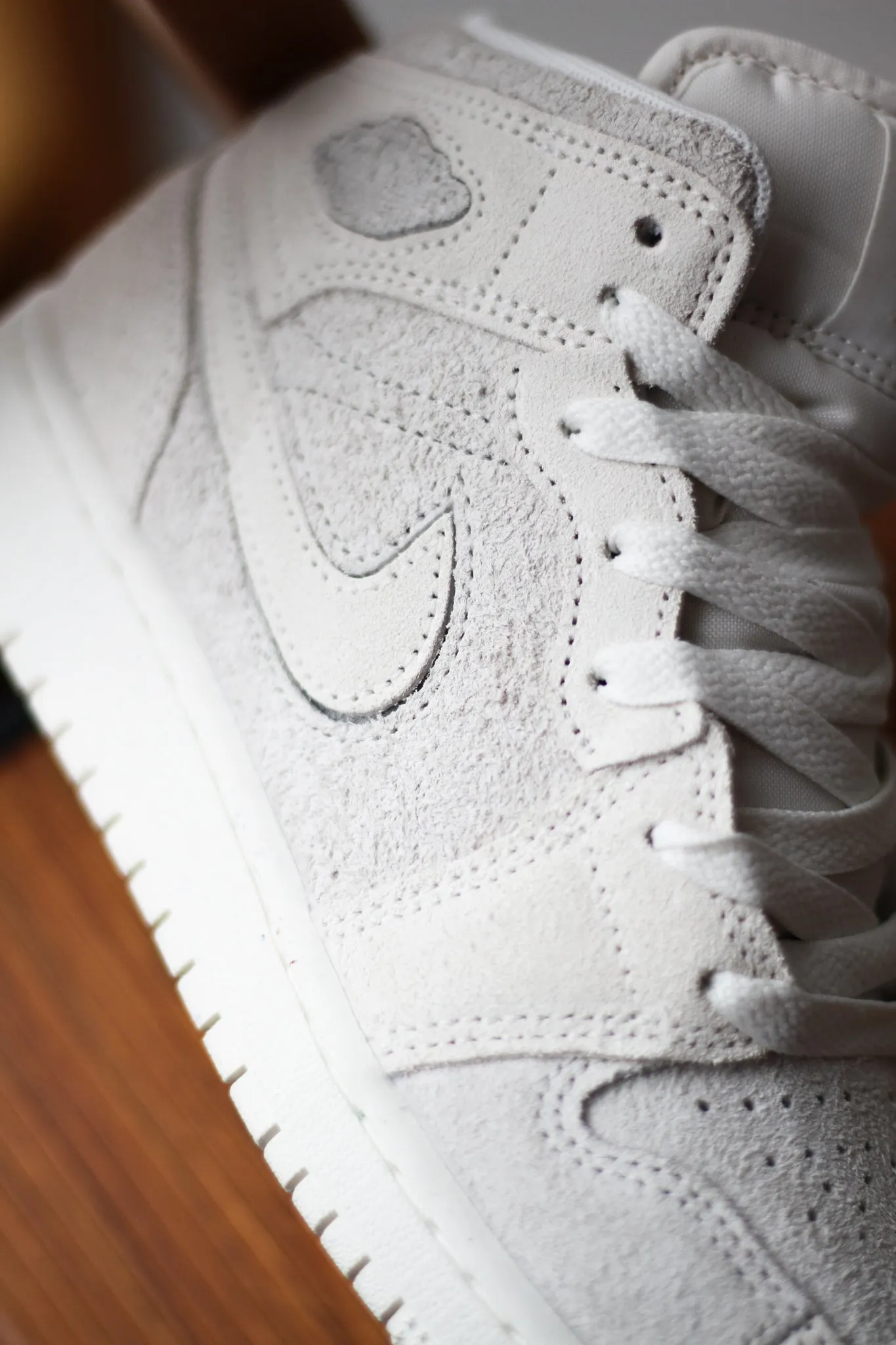 AIR JORDAN 1 MID SE CRAFT (GS) "PALE IVORY"