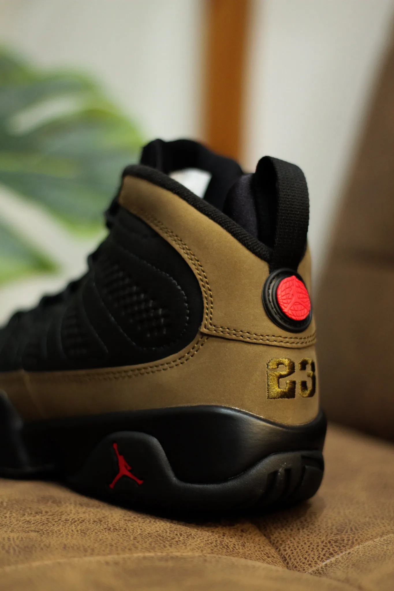 AIR JORDAN 9 RETRO (GS) "LIGHT OLIVE"