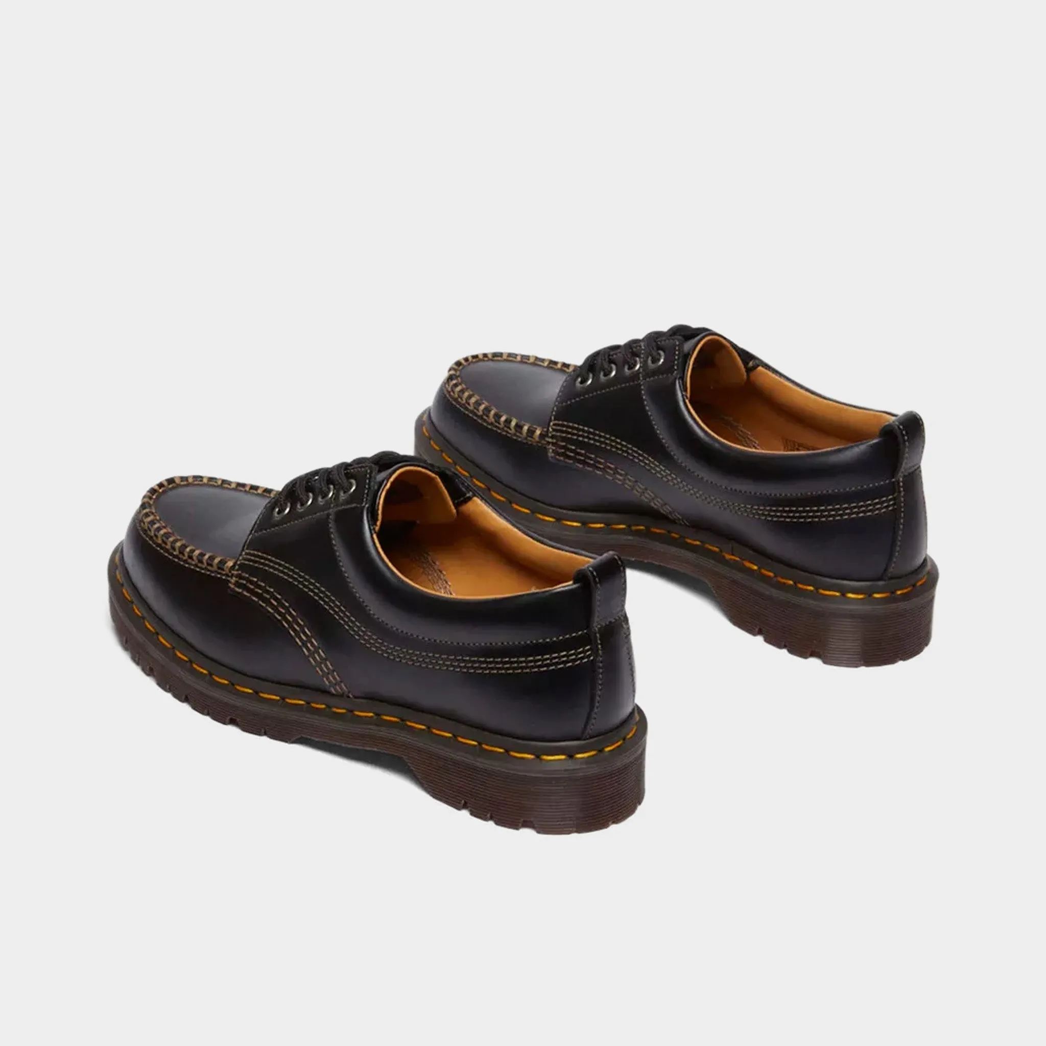 Dr. Martens Lowell Analine / Black