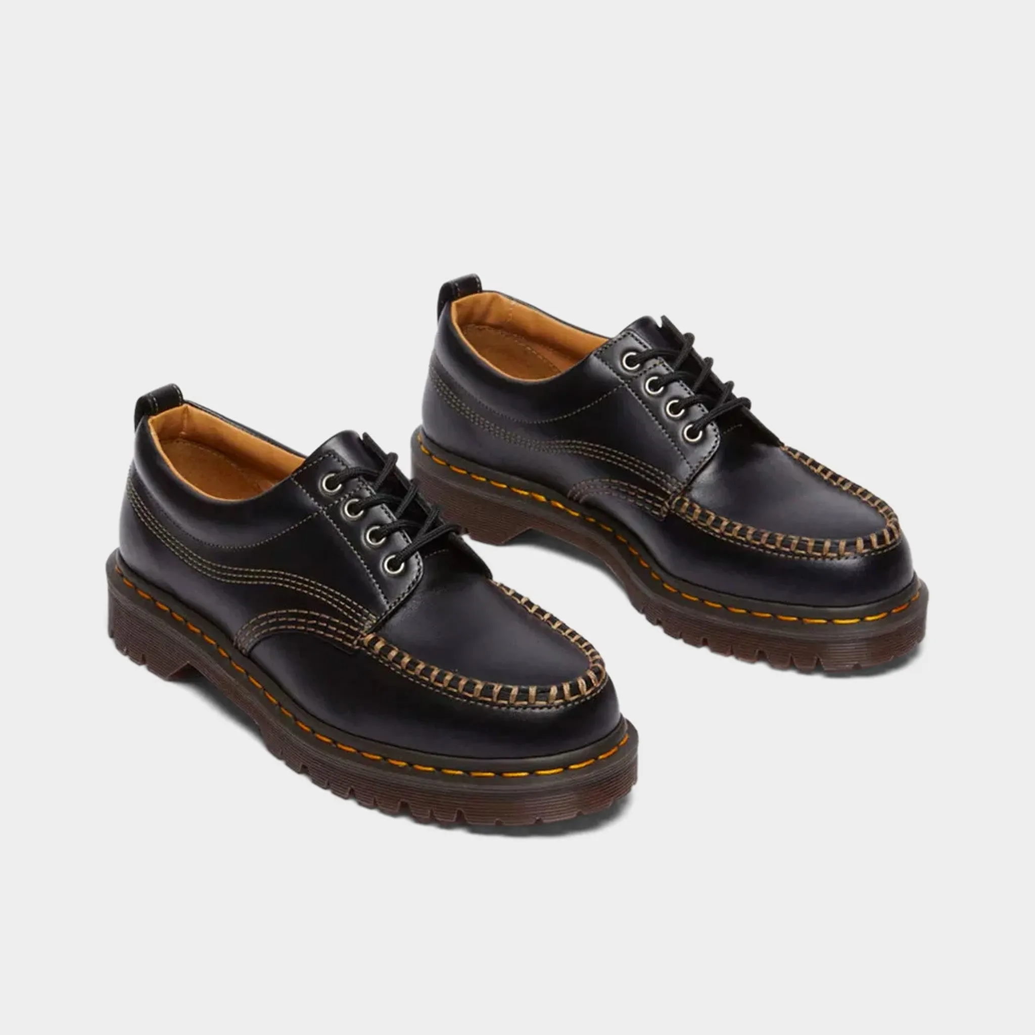 Dr. Martens Lowell Analine / Black