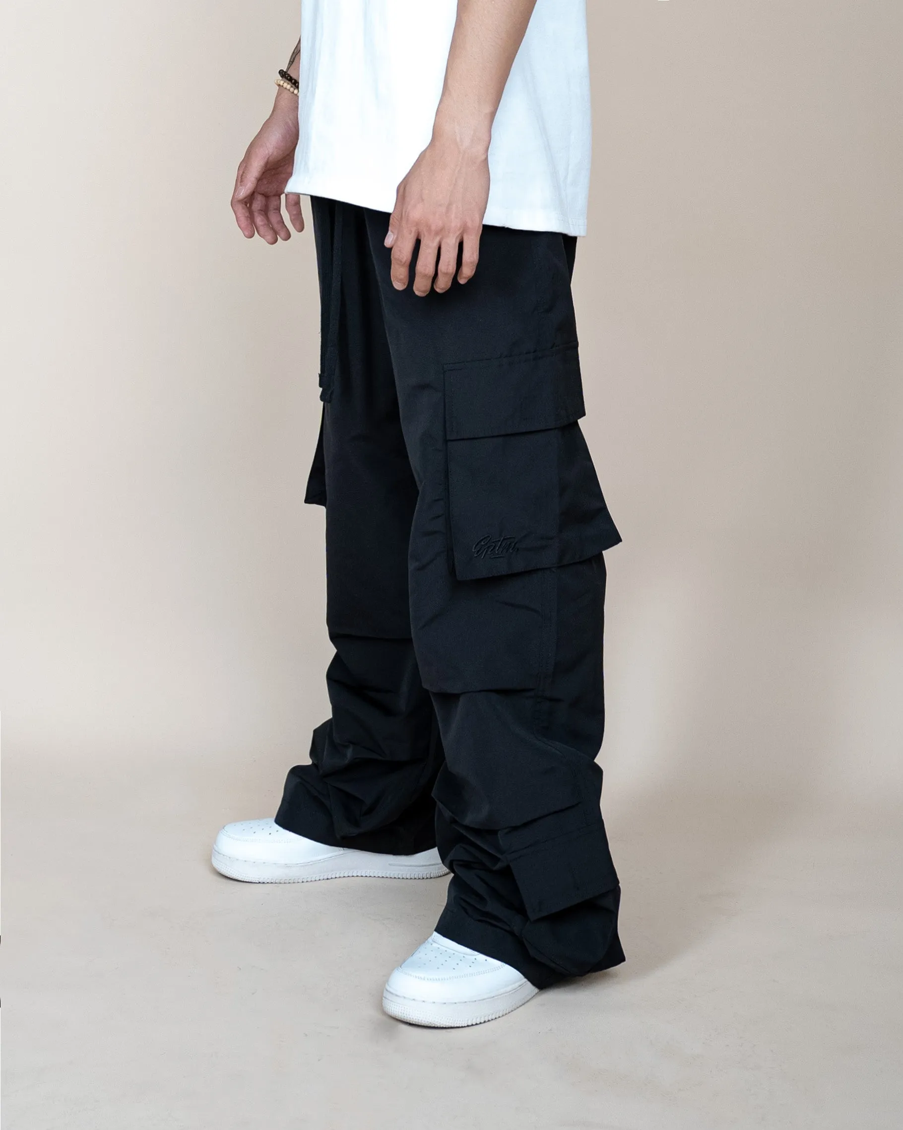 EPTM PARACHUTE CARGO PANTS - BLACK