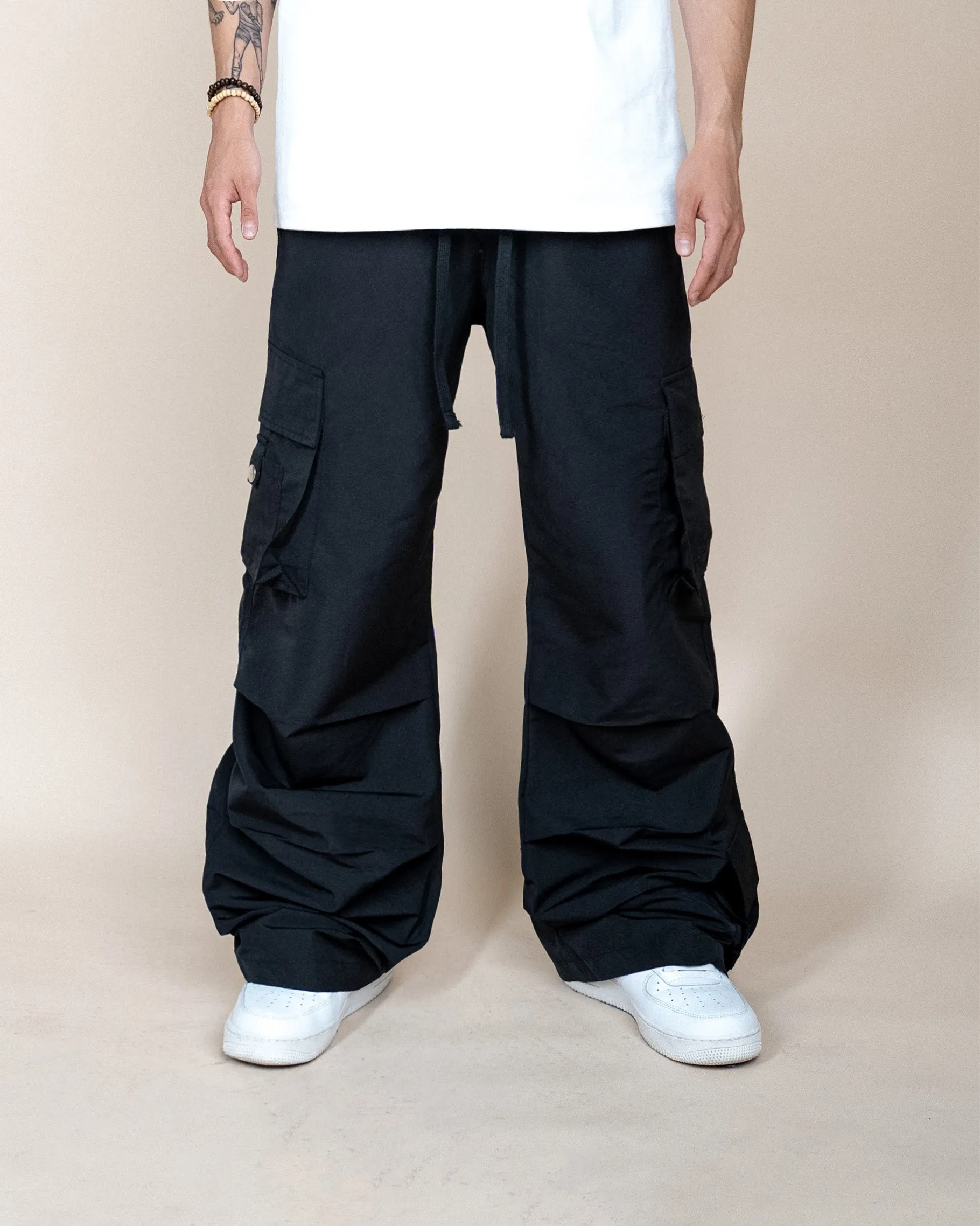 EPTM PARACHUTE CARGO PANTS - BLACK