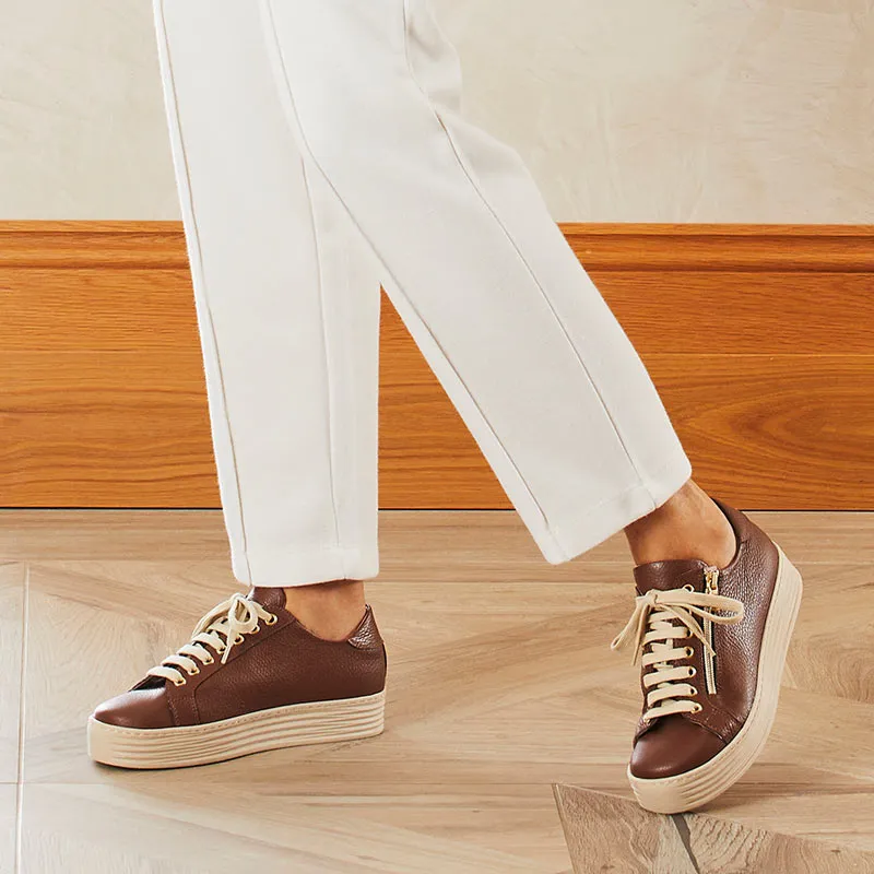 Hampton: Tan Leather