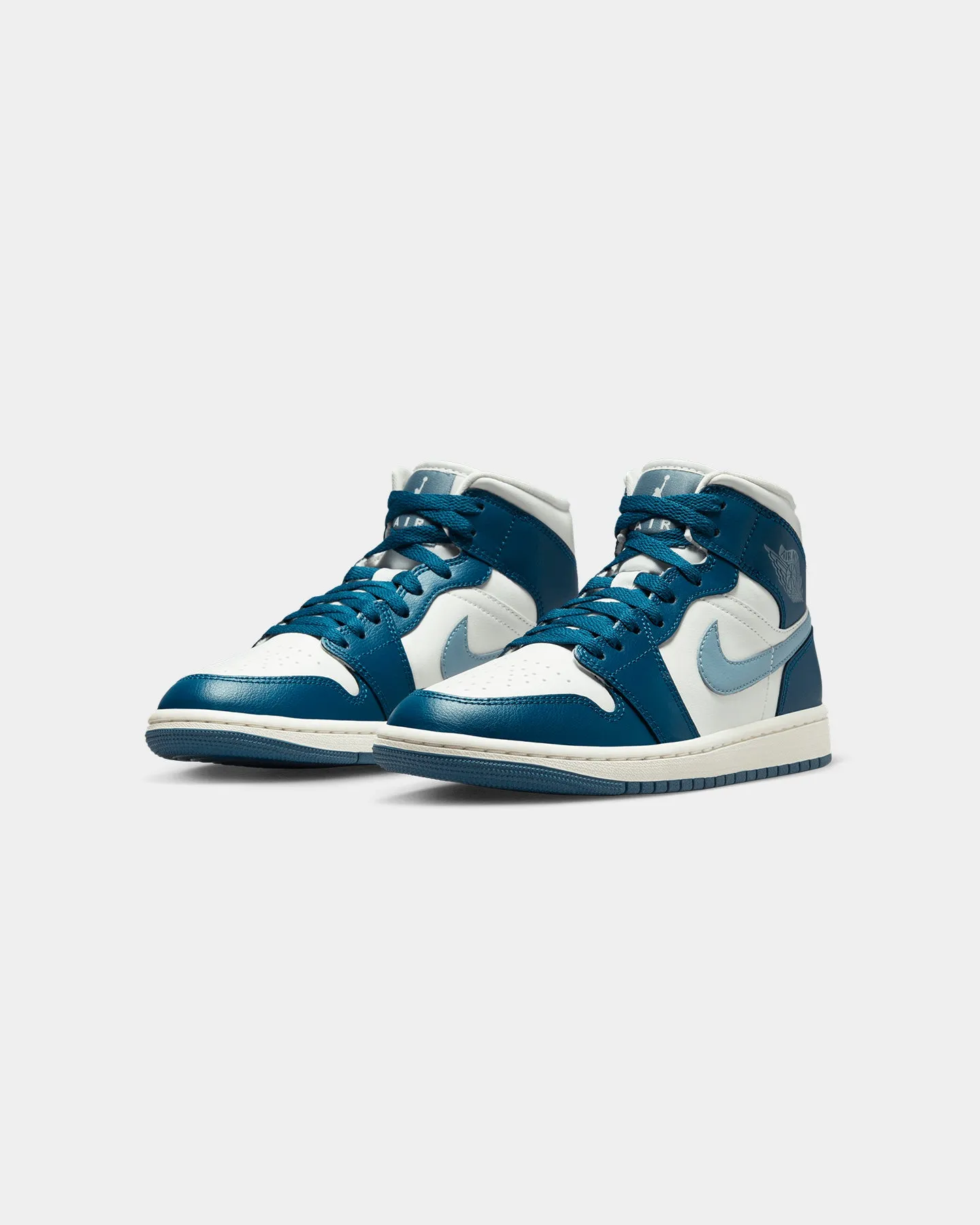 Jordan Women's Air Jordan 1 Mid "White/Blue" Sky J French Blue