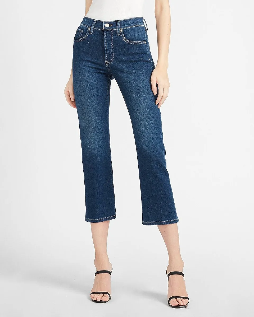 Mid Rise Dark Wash Cropped Flare Jeans in Dark Wash