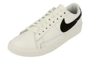 Nike Womens Blazer Low Trainers Bq0033 100