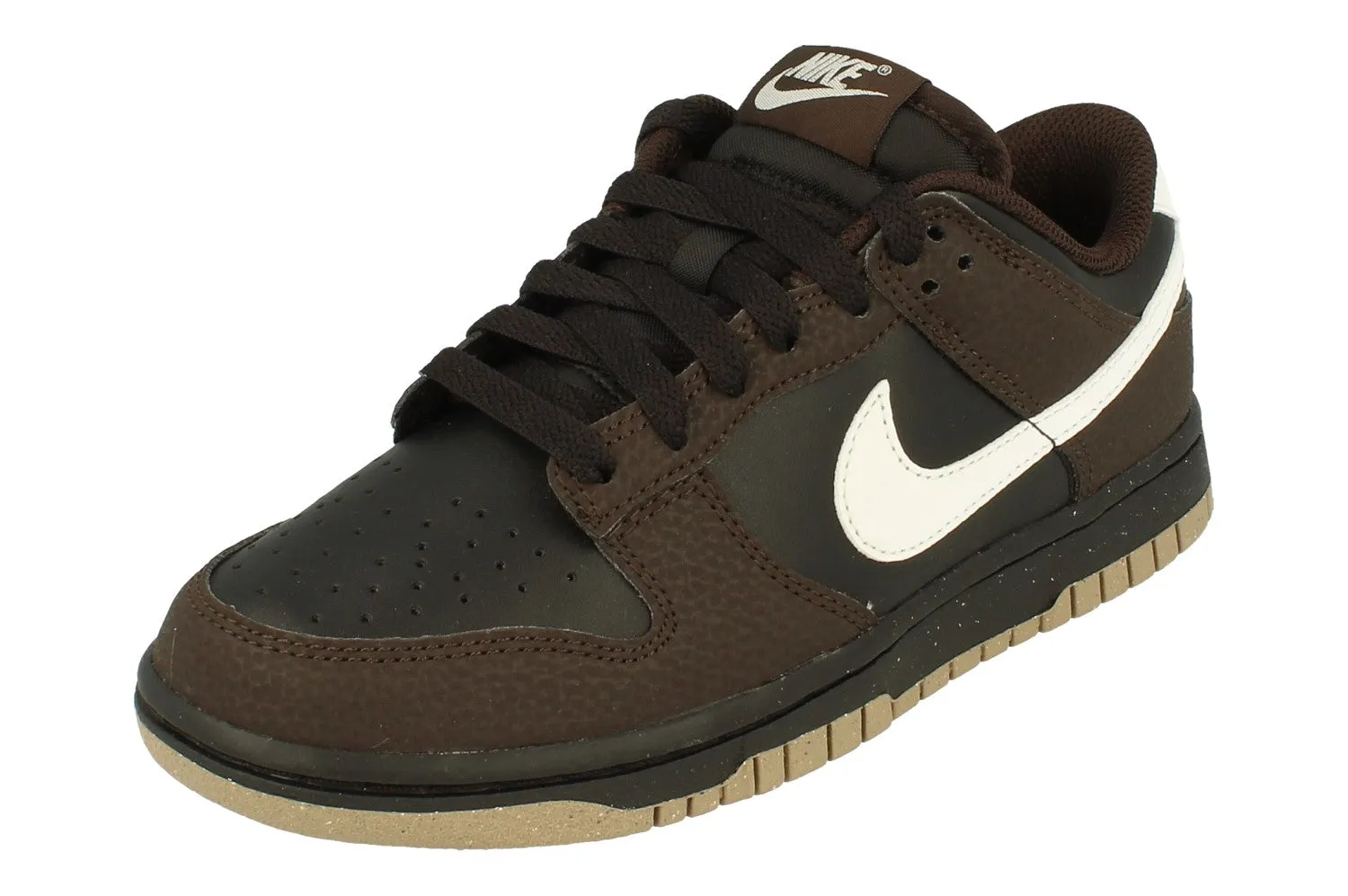 Nike Womens Dunk Low NN Trainers Hf9984  001