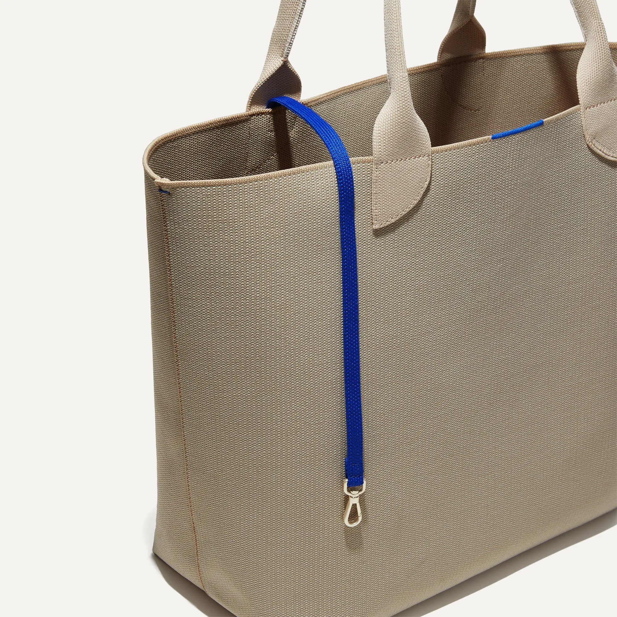 The Lightweight Tote - Soft Sesame