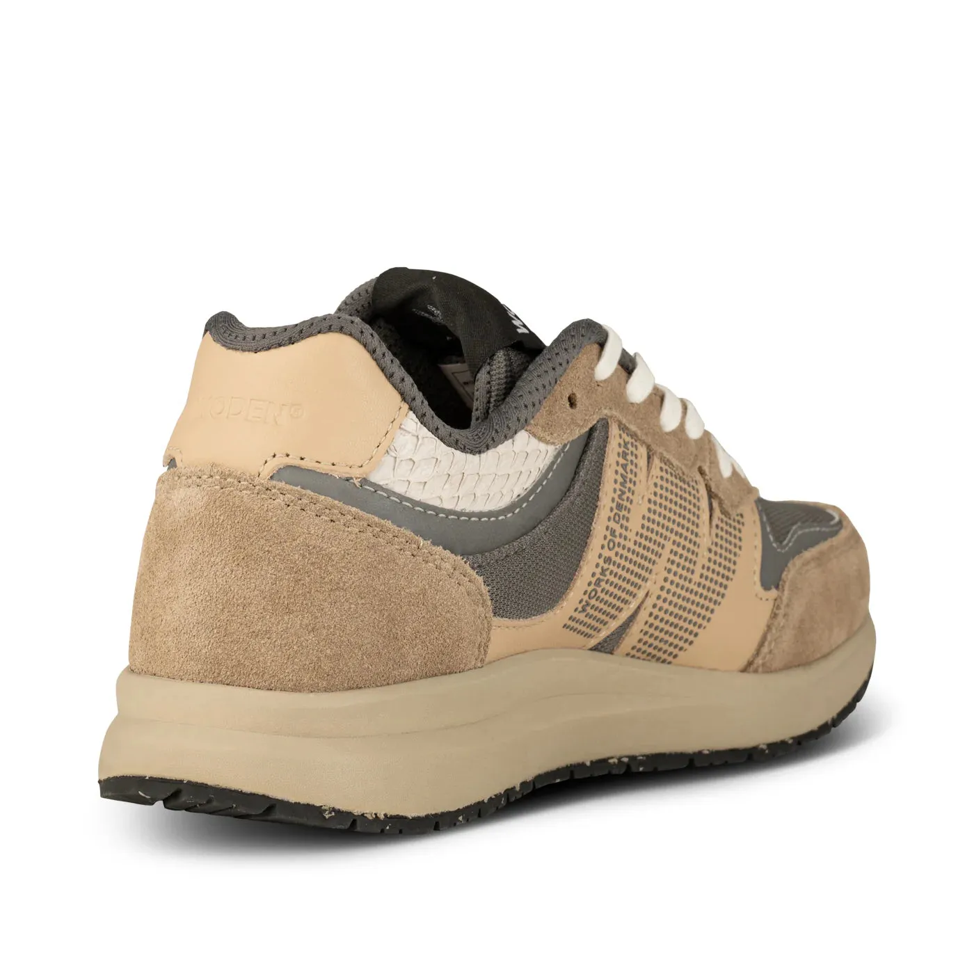 Woden Rigmore Reflective Trainer in Silver Mink