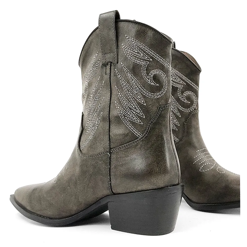 Zahara Embroidered Pointed Toe Cowboy Boots